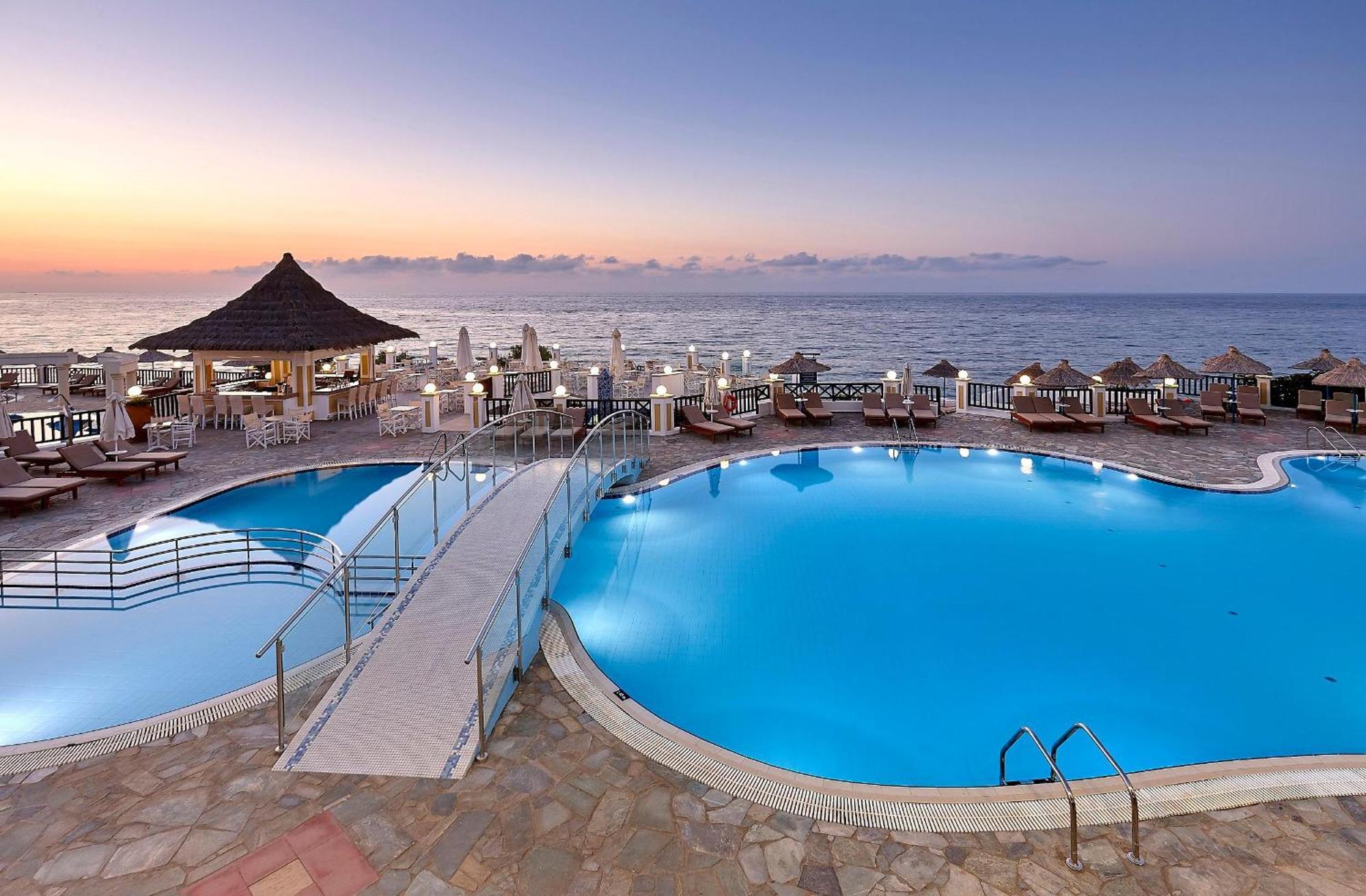 Alexander Beach Hotel & Village Resort Mália Zewnętrze zdjęcie